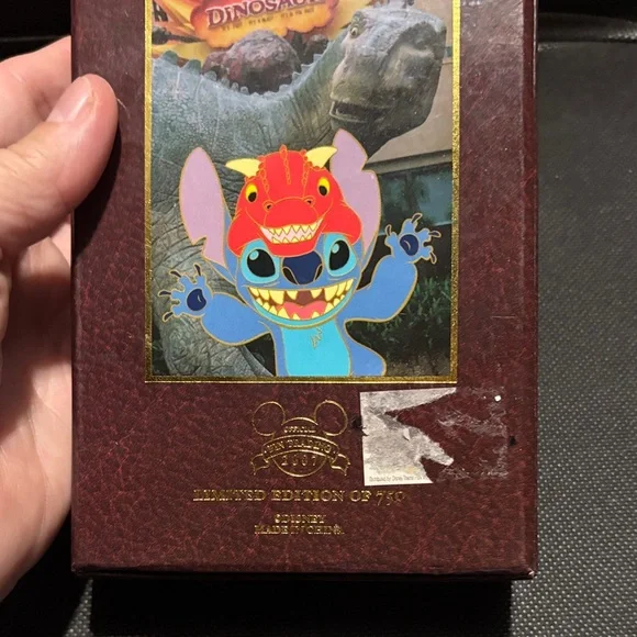 Disney Red and Gold Dinosaur Pin collectible - Picture 2 of 5
